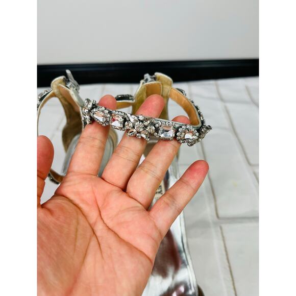 Badgley Mischka silver rhinestone ankle strap heeled sandals sz 10M - Picture 4 of 10
